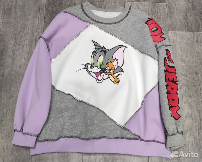 Свитшот женский оверсайз