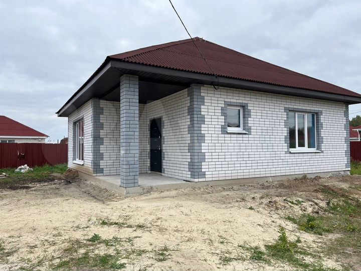 Дом 90 м² на участке 8 сот.