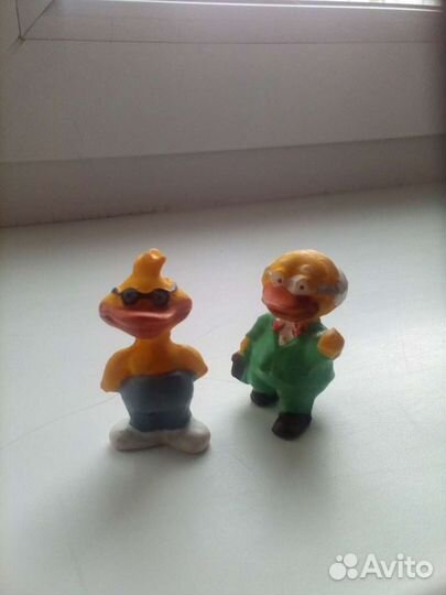 Киндер. Игрушки из разных серий