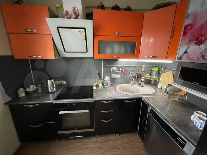 3-к. квартира, 68 м², 1/9 эт.