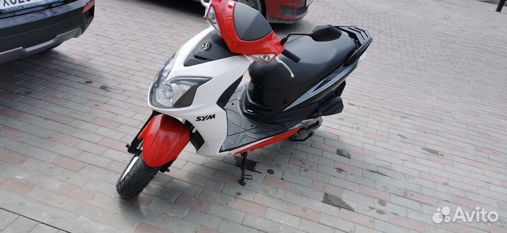 Скутер sym jet 4