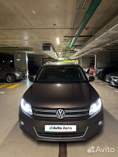 Volkswagen Tiguan 2.0 AT, 2015, 115 200 км