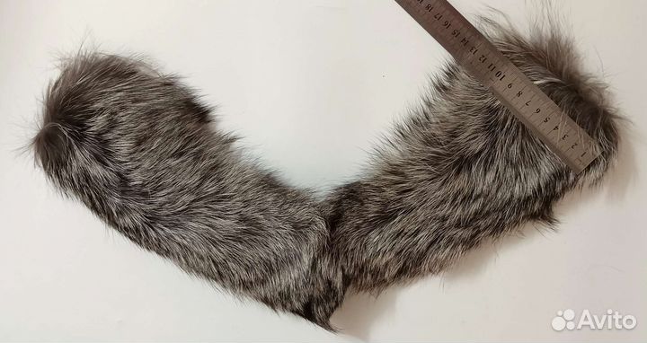 Меховой воротник чернобурка