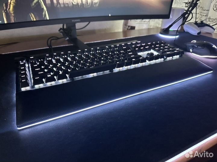 Razer blackwidow v4 pro green switch