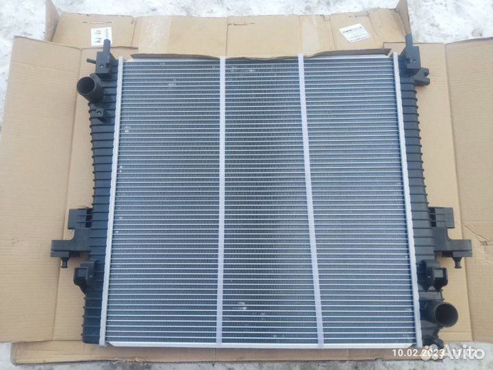 Радиатор охлаждения двигателя Haval H9 2009-2015