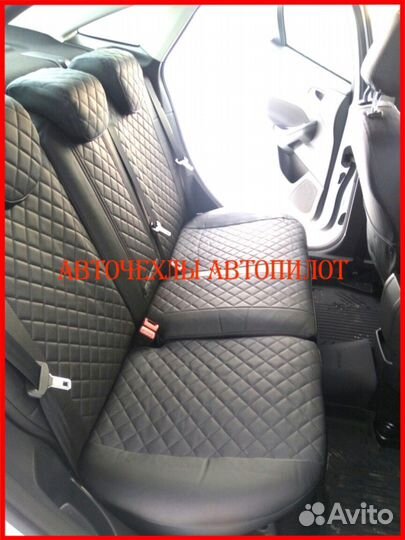 Чехлы Автопилот Hyundai i40 из экокожи чёрные Ромб