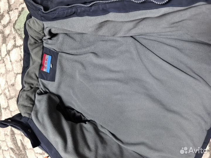 Зимняя куртка на мальчика 128