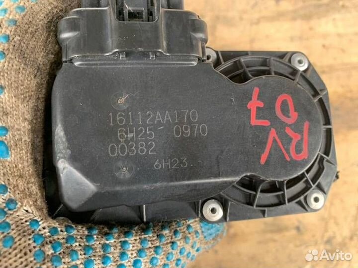 Дроссельная заслонка Subaru Forester 1611AA170 EJ2