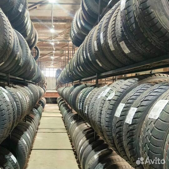 Hankook Dynapro HP2 RA33 215/60 R17 96H