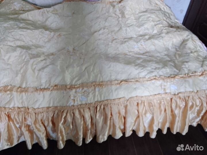 Покрывало на кровать