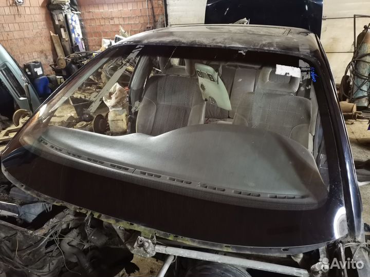 Стекло лобовое Opel Omega B