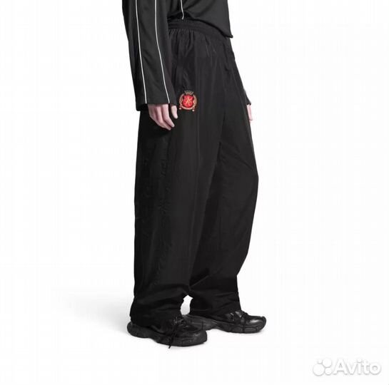 Спортивные штаны