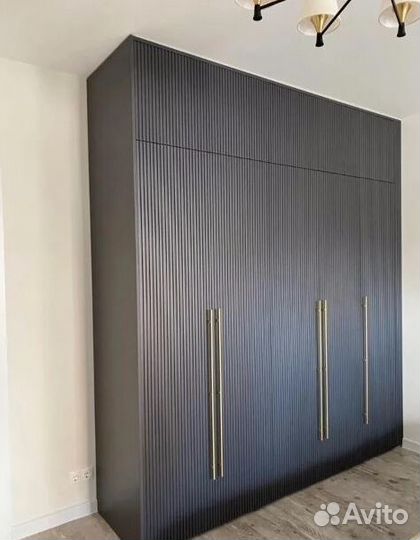 Шкаф на заказ встроенный