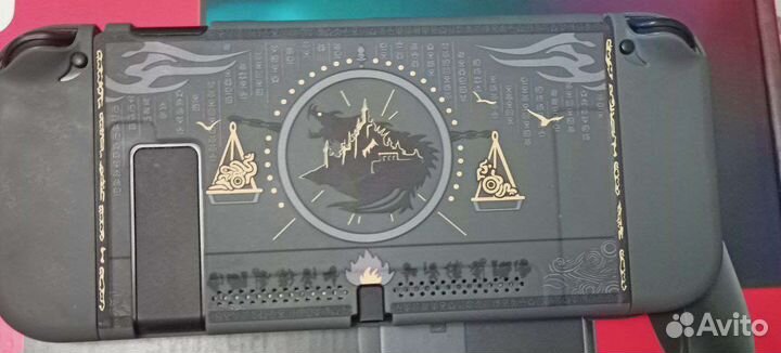 Nintendo switch rev 2 + 4 игры