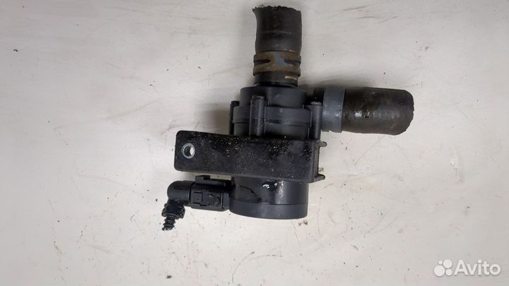 Насос водяной Skoda Octavia (A5)