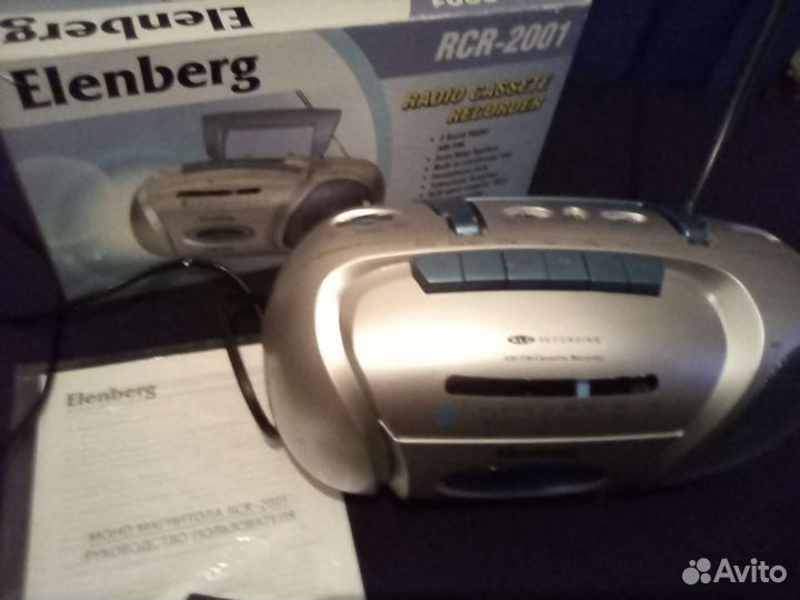 Кассетная магнитола elenberg из 2000-х