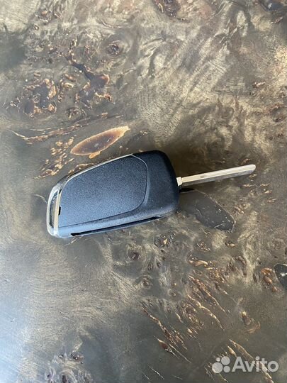 Ключ Peugeot/Citroen