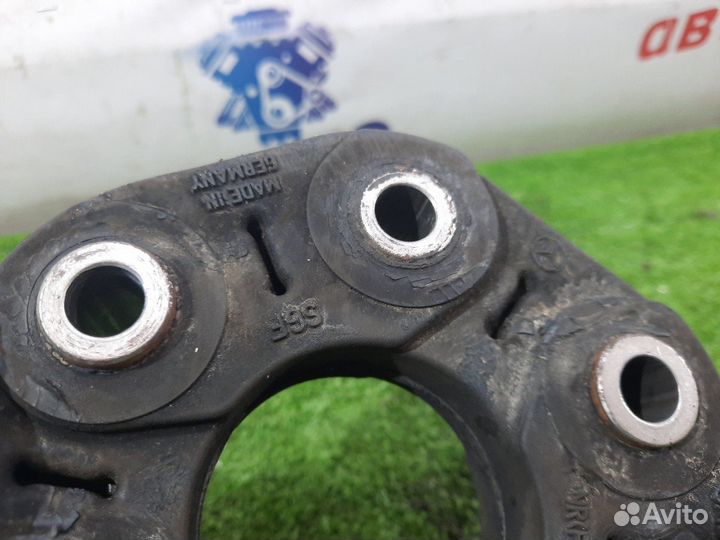 Эластичная муфта карданного вала Mercedes C220