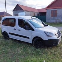 Citroen Berlingo 1.6 MT, 2012, 215 000 км, с пробегом, цена 680 000 руб.