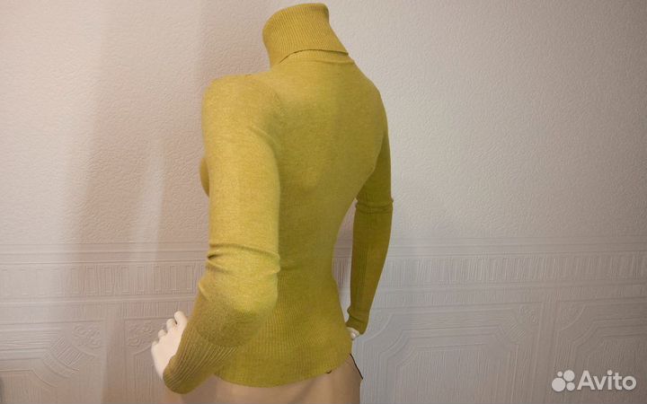 Водолазка женская новая42 44 размер