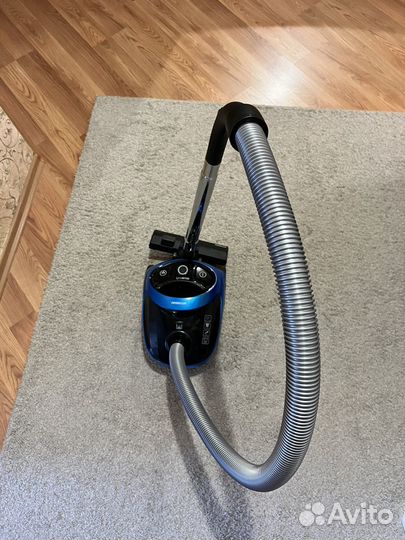 Пылесос Hyundai H-VCB01