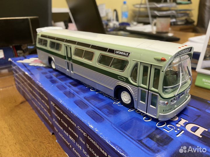 Corgi bus 1:50Fishbowl Baltimore 54311 1:50
