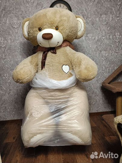 Большие плюшевые медведи