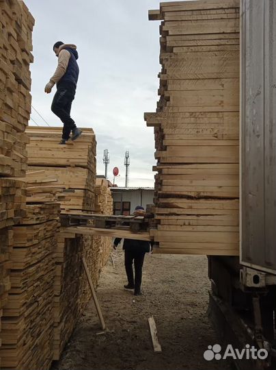 Пиломатериалы обрезной брус