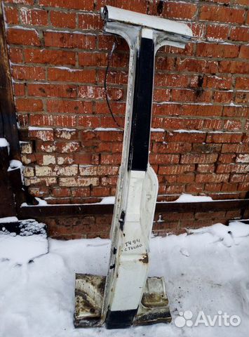 Стойка кузов правая Volkswagen Transporter Т4 2