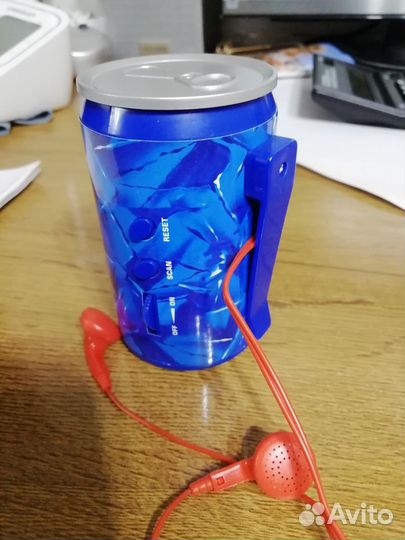 Банка пепси радио с наушниками