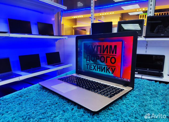 Быстрый/Золотой Asus 15.6