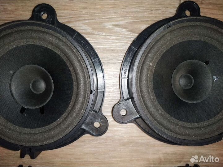 Штатная акустика Веста