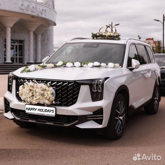 Украшения на свадебный автомобиль