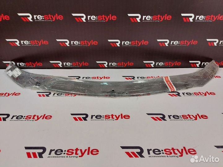 Дефлектор капота Toyota Camry 70 1348 Y2411