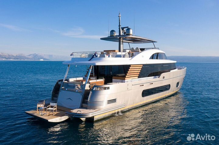 Моторная яхта Azimut Magellano 25 Metri, 2020