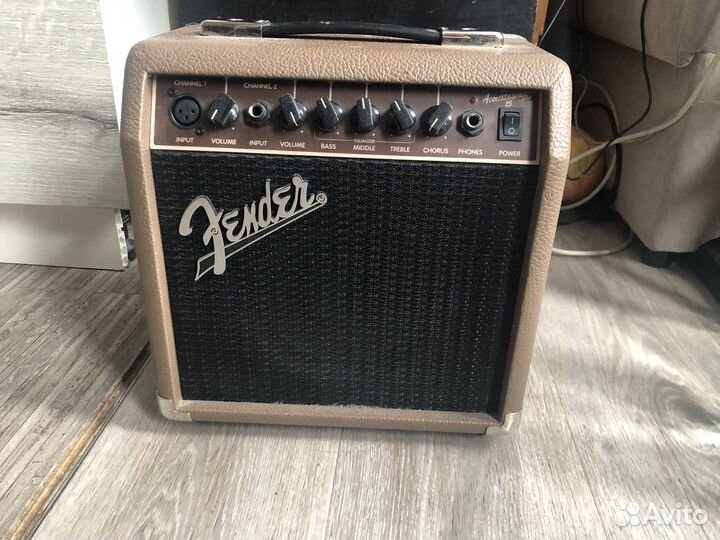 Комбоусилитель fender acoustasonic 15