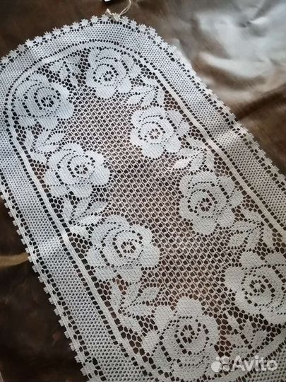 Скатерть, столешница с вышивкой