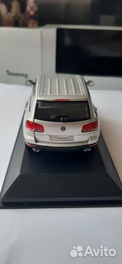 Volkswagen touareg minichamps