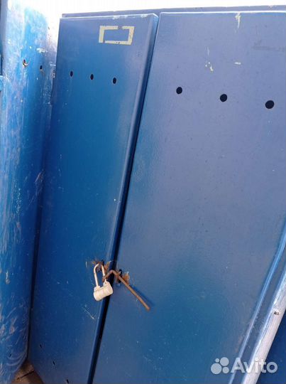 Шкафы металлические бу