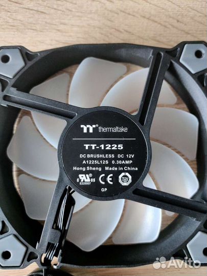 Вентиляторы Thermaltake Pure A12 и A14 Led Red