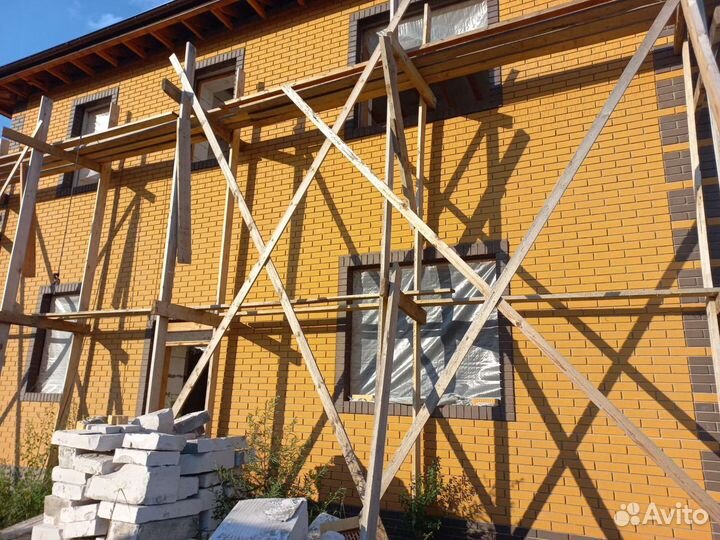 Каменщик строилство