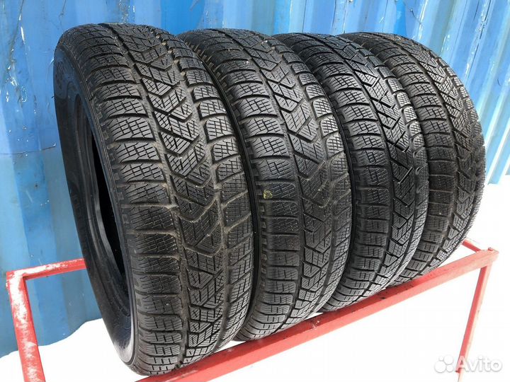 Pirelli Scorpion Winter 215/70 R16