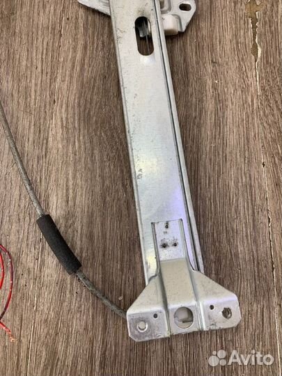 Стеклоподъемник передний левый Honda Jazz хетчбэк