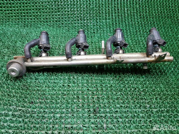 Топливная рампа с форсунками Bmw Bmw 3 E46 M43