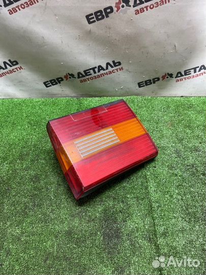 Фонарь задний левый Volkswagen Passat B4 универсал