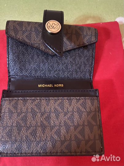 Футляр для карточек