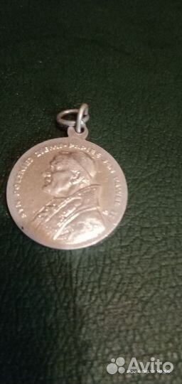 Кулон католический из Ватикана