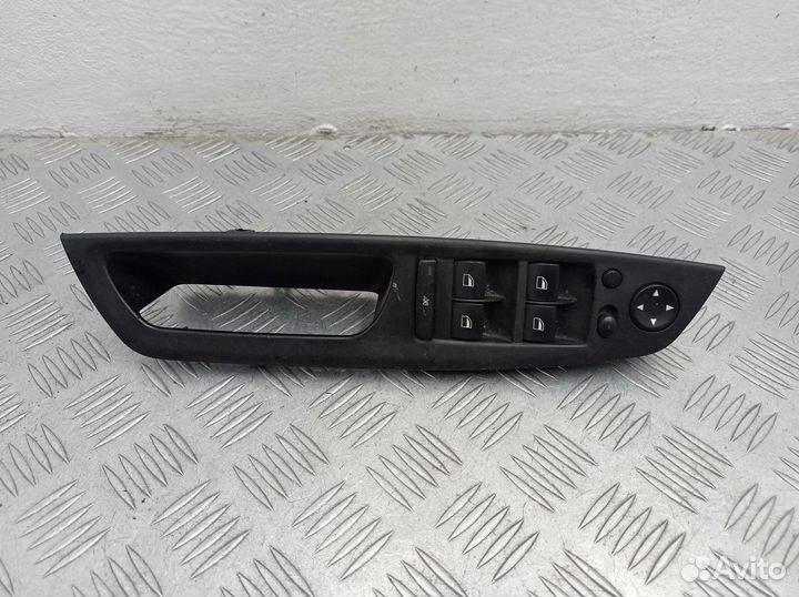 Кнопка стеклоподъемника для BMW X5 (E70) 9218044