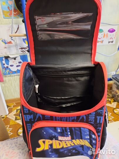 Портфель школьный для мальчика человек паук