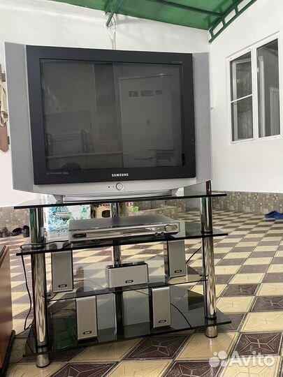 Телевизор samsung